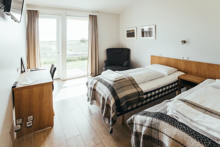 Hotel-Eldhestar_front